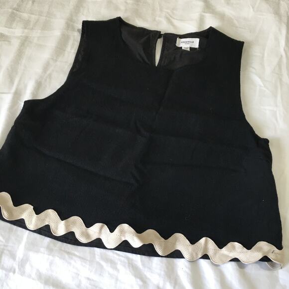 ANNIEWEAR size small black with a cream Bric-a-brac detailed accent sleeveless - Picture 1 of 11